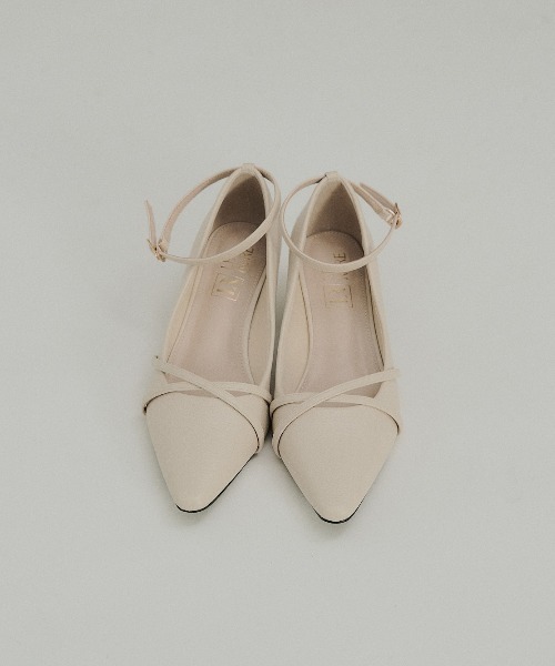 LE'RURE(リルアー)の「Cross design pumps(パンプス・レディース・ベージュ/グレー/ブラック・LL/L/M/S)」の1枚目の写真