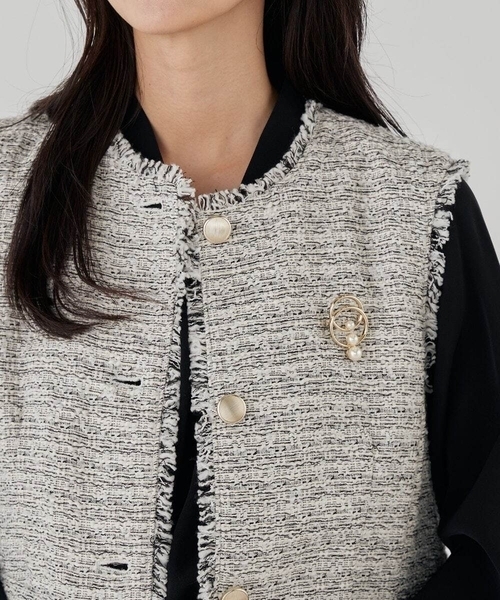 a.v.v（アーヴェヴェ）の「3連パールサークルブローチ（ブローチ/コサージュ・レディース・ゴールド/シルバー・38）」の6枚目の写真