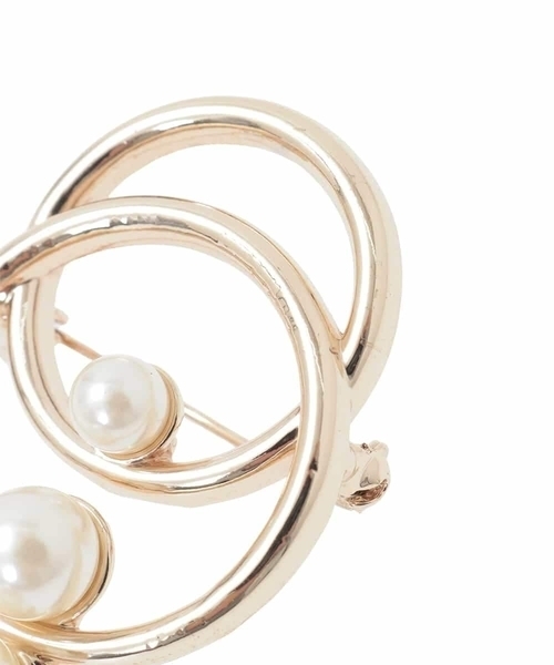 a.v.v（アーヴェヴェ）の「3連パールサークルブローチ（ブローチ/コサージュ・レディース・ゴールド/シルバー・38）」の21枚目の写真