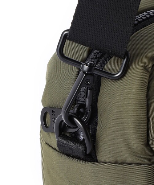 ECOALF(エコアルフ)の「FLOCK ショルダーバッグ / FLOCK CROSSBODY UNISEX(ショルダーバッグ・レディース・グリーン系その他3/ブラック・FREE)」の5枚目の写真