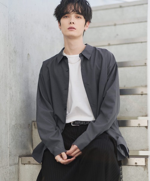 ETELIO（エテリオ）の「イージーケアレギュラーカラーブロードシャツ（シャツ/ブラウス・メンズ・ブルー/チャコール/ストライプ/ホワイト・S/M/L/XL）」の2枚目の写真