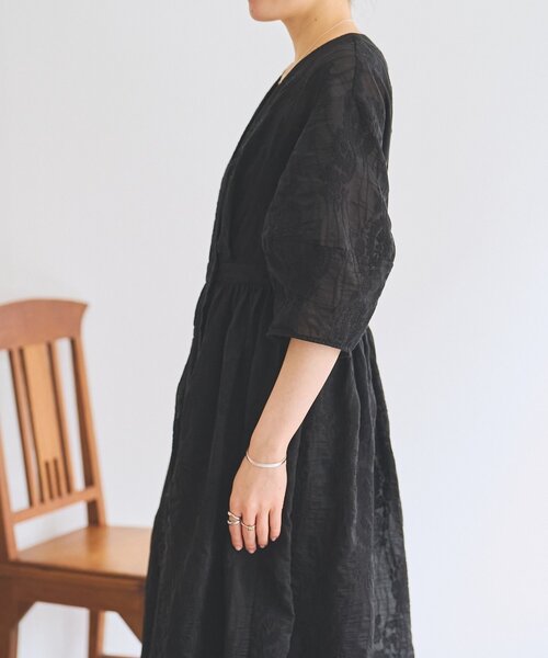 BEARDSLEY(ビアズリー)の「《HiROMITHiSTLE》ペイズリーワンピース(ワンピース・レディース・アイボリー/ブラック・FREE)」の4枚目の写真