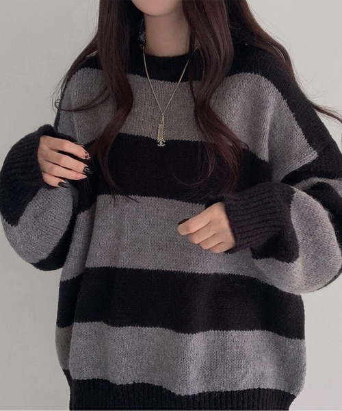 AMAJI(アマジ)の「ボーダーニットプルオーバー(ニット/セーター・レディース・グレー/ベージュ・LARGE/MEDIUM/SMALL)」の1枚目の写真