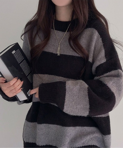 AMAJI(アマジ)の「ボーダーニットプルオーバー(ニット/セーター・レディース・グレー/ベージュ・LARGE/MEDIUM/SMALL)」の4枚目の写真