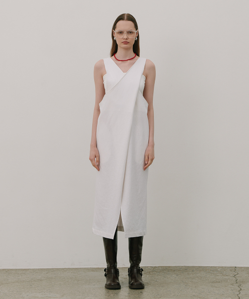 320SHOWROOM(320ショールーム)の「Two-Way Wrap Sleeveless Long Linen Dress White(ワンピース・レディース・その他・ONE SIZE)」の1枚目の写真