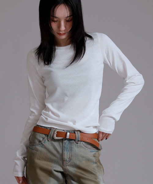 LIKE THE MOST(ライクザモースト)の「ベーシックラウンドリブTシャツ_ホワイト(Tシャツ/カットソー・レディース・その他・S/M/L)」の2枚目の写真