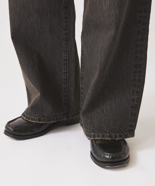 JOURNAL STANDARD relume（ジャーナルスタンダード　レリューム）の「スモーキーデニム 11oz ワイドパンツ（デニムパンツ・メンズ・クリアブルー/ブラック系その他/コバルトブルー・MEDIUM/LARGE）」の17枚目の写真