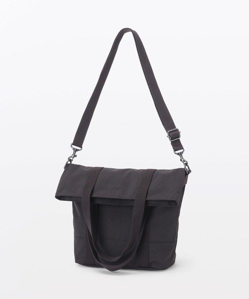 MUJI Labo(ムジラボ)の「〔MUJI Labo〕撥水2WAYバッグ 小(トートバッグ・メンズ・ダークネイビー/カーキ/ブラウン・FREE)」の8枚目の写真