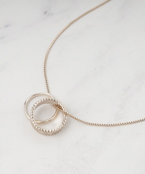 SHOO・LA・RUE（シューラルー）の「エポリングネックレス（ネックレス・レディース・シルバー/ゴールド/ピンクゴールド・00）」の3枚目の写真