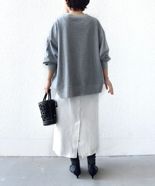 SHIPS（シップス）の「〈手洗い可能〉ルーズ デニム サイド ポケット スカート（デニムスカート・レディース・ネイビー/ホワイト・ONE SIZE）」の6枚目の写真