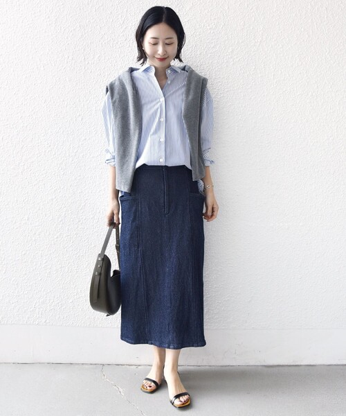 SHIPS（シップス）の「〈手洗い可能〉ルーズ デニム サイド ポケット スカート（デニムスカート・レディース・ネイビー/ホワイト・ONE SIZE）」の11枚目の写真