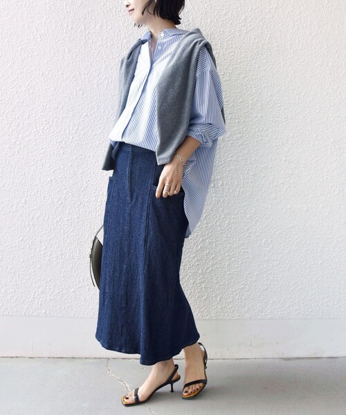 SHIPS（シップス）の「〈手洗い可能〉ルーズ デニム サイド ポケット スカート（デニムスカート・レディース・ネイビー/ホワイト・ONE SIZE）」の12枚目の写真