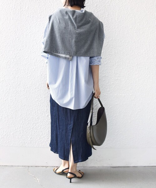 SHIPS（シップス）の「〈手洗い可能〉ルーズ デニム サイド ポケット スカート（デニムスカート・レディース・ネイビー/ホワイト・ONE SIZE）」の13枚目の写真