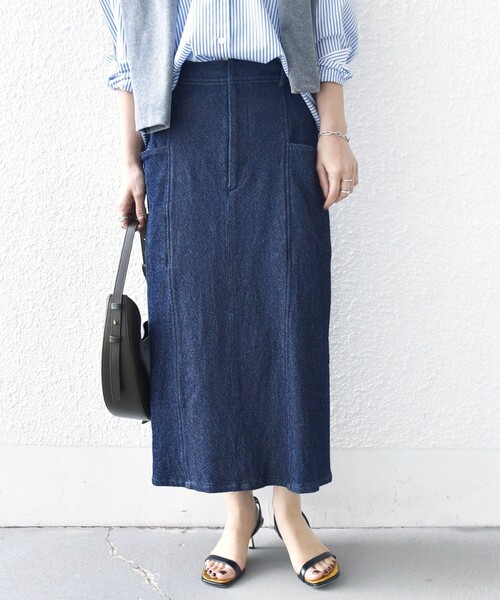 SHIPS（シップス）の「〈手洗い可能〉ルーズ デニム サイド ポケット スカート（デニムスカート・レディース・ネイビー/ホワイト・ONE SIZE）」の18枚目の写真