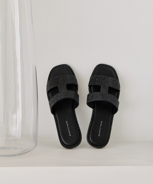 ADAM ET ROPE'（アダムエロペ）の「Iストラップラインストーンサンダル（サンダル・レディース・ブラック/ベージュ/ブラウン/シルバー・36/37/38/39）」の2枚目の写真