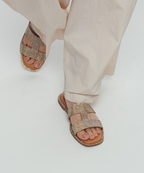 ADAM ET ROPE'（アダムエロペ）の「Iストラップラインストーンサンダル（サンダル・レディース・ブラック/ベージュ/ブラウン/シルバー・36/37/38/39）」の20枚目の写真