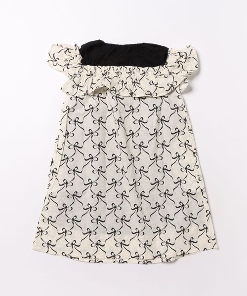 nino(ニノ)の「リボンプリント オフショルダーワンピース(ワンピース・キッズ・ブラック・150cm/130cm/140cm)」の2枚目の写真