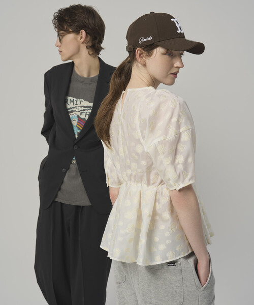 Firsthand（ファーストハンド）の「Firsthand/ファーストハンド フラワー シアージャガード ボリュームスリーブ ペプラムブラウス / 5分袖（シャツ/ブラウス・レディース・ホワイト/その他/ブラック・FREE）」の5枚目の写真