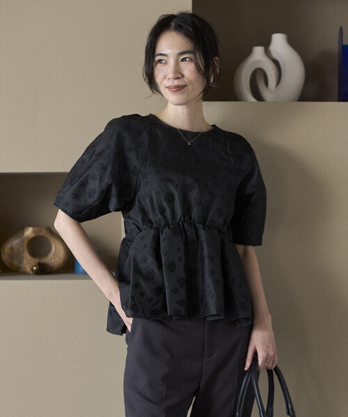 Firsthand（ファーストハンド）の「Firsthand/ファーストハンド フラワー シアージャガード ボリュームスリーブ ペプラムブラウス / 5分袖（シャツ/ブラウス・レディース・ホワイト/その他/ブラック・FREE）」の11枚目の写真