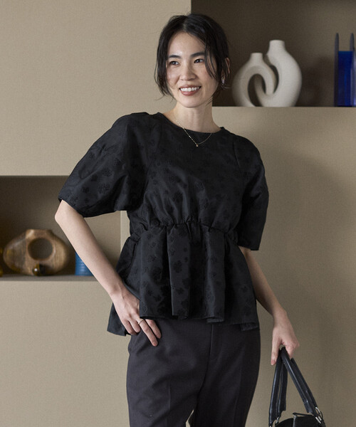 Firsthand（ファーストハンド）の「Firsthand/ファーストハンド フラワー シアージャガード ボリュームスリーブ ペプラムブラウス / 5分袖（シャツ/ブラウス・レディース・ホワイト/その他/ブラック・FREE）」の16枚目の写真