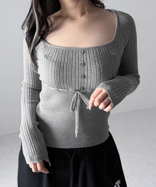 me+em select(ミームセレクト)の「スリムフィット透かし柄リブニット / slim fit watermark pattern rib knit tops(ニット/セーター・レディース・グレー/ブラック/アイボリー・FREE)」の18枚目の写真