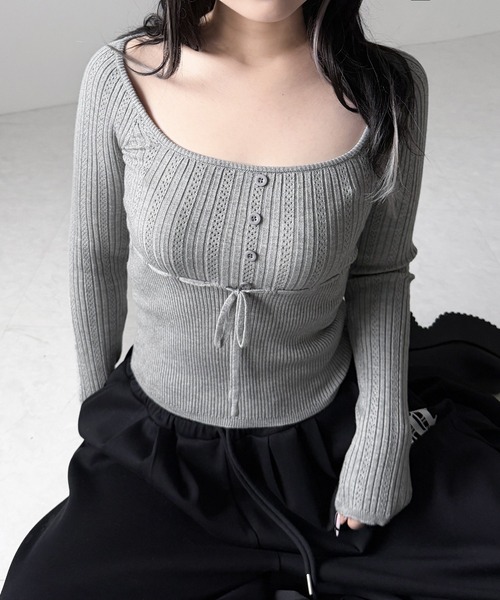 me+em select(ミームセレクト)の「スリムフィット透かし柄リブニット / slim fit watermark pattern rib knit tops(ニット/セーター・レディース・グレー/ブラック/アイボリー・FREE)」の22枚目の写真