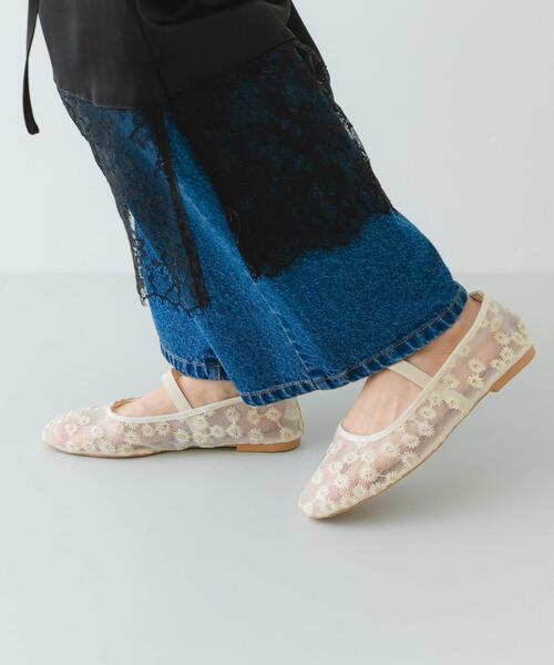 RODE SKO（ロデスコ）の「フラワーシアーフラットシューズ（バレエシューズ・レディース・アイボリー/ブラック・37/38/36）」の22枚目の写真