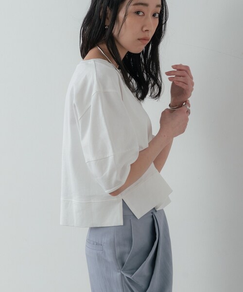 GALLEST(ギャレスト)の「ハーフスリーブフォルムカットソー【再入荷/マシンウォッシュ/接触冷感】(Tシャツ/カットソー・レディース・オリーブ/レッド系1/ブラック/ホワイト・38)」の17枚目の写真