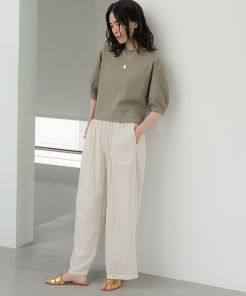 GALLEST（ギャレスト）の「【追加予約】ハーフスリーブフォルムカットソー【マシンウォッシュ／接触冷感】（Tシャツ/カットソー・レディース・オリーブ/レッド系1/ブラック/ホワイト・38）」の8枚目の写真