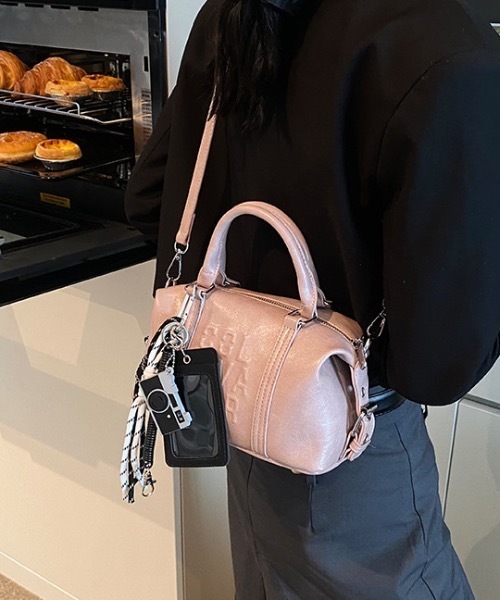 Teem Store(チームストア)の「【2WAY】ミニショルダーバッグ/ハンドバッグ(ショルダーバッグ・レディース・ホワイト/ピンク/レッド/ブラック・F)」の1枚目の写真