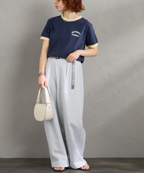 UNIVERSAL OVERALL（ユニバーサルオーバーオール）の「[UNIVERSAL OVERALL/ユニバーサルオーバーオール] 別注 ロゴプリント リンガーTシャツ（Tシャツ/カットソー・レディース・アイボリー/ブルー/ネイビー/ブラック・F）」の7枚目の写真