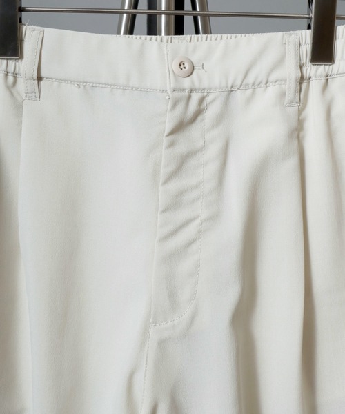 ANPAS(アンパス)の「Lightweight Quick-Dry Polyester Easy Pants / まるで空気 軽量ポリドライ タックテーパードイージーパンツ メンズ ボトムス(その他パンツ・メンズ・ライトグレー/ブラック/オフホワイト/ライトブルー・L/XL/M)」の9枚目の写真