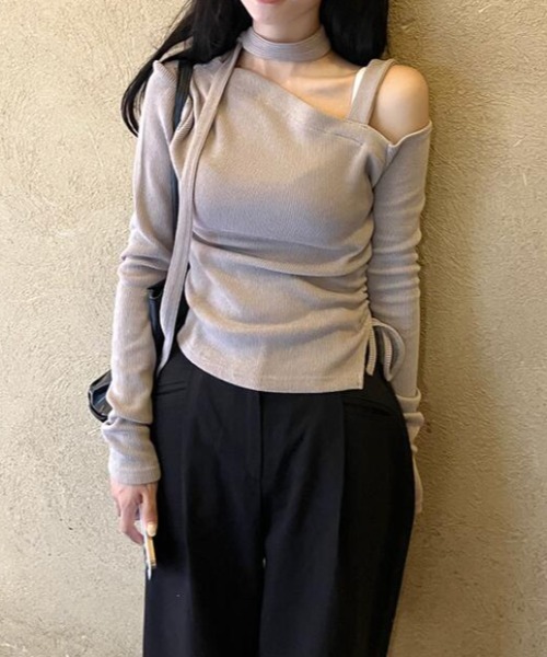 semplice(センプリチェ)の「サイドドローコード リブ フィットトップス(ニット/セーター・レディース・ダークグレー/グレー/オフホワイト・F)」の16枚目の写真