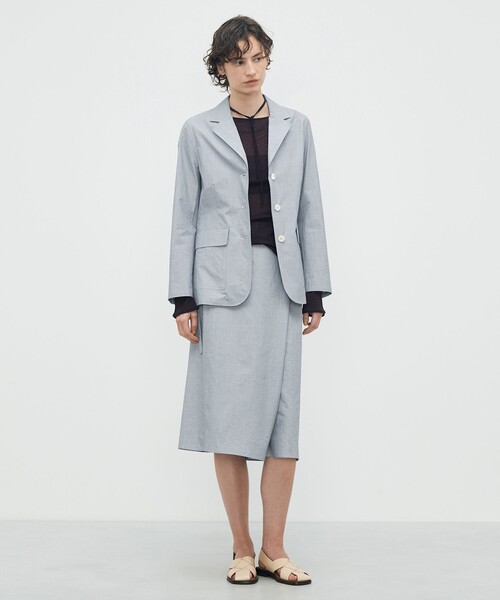 BACCA（バッカ）の「【WEB先行予約】ヘアライン スリーボタンジャケット（テーラードジャケット・レディース・グレー・36）」の2枚目の写真