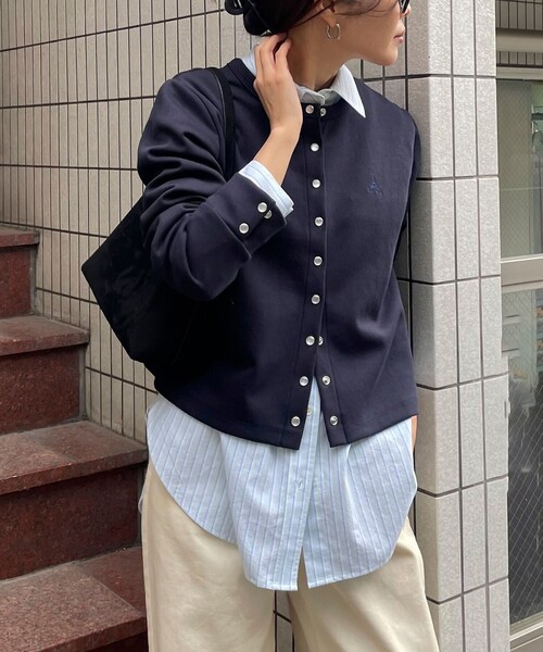 fredy emue(フレディエミュ)の「ドット釦ポンチカーディガン(カーディガン/ボレロ・レディース・グレー/アイボリー/ピンク/ネイビー・38)」の3枚目の写真