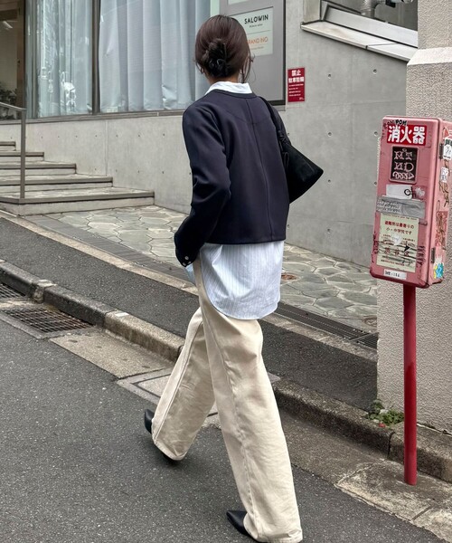 fredy emue(フレディエミュ)の「ドット釦ポンチカーディガン(カーディガン/ボレロ・レディース・グレー/アイボリー/ピンク/ネイビー・38)」の7枚目の写真