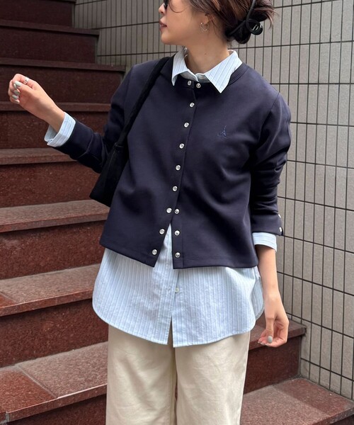 fredy emue(フレディエミュ)の「ドット釦ポンチカーディガン(カーディガン/ボレロ・レディース・グレー/アイボリー/ピンク/ネイビー・38)」の8枚目の写真