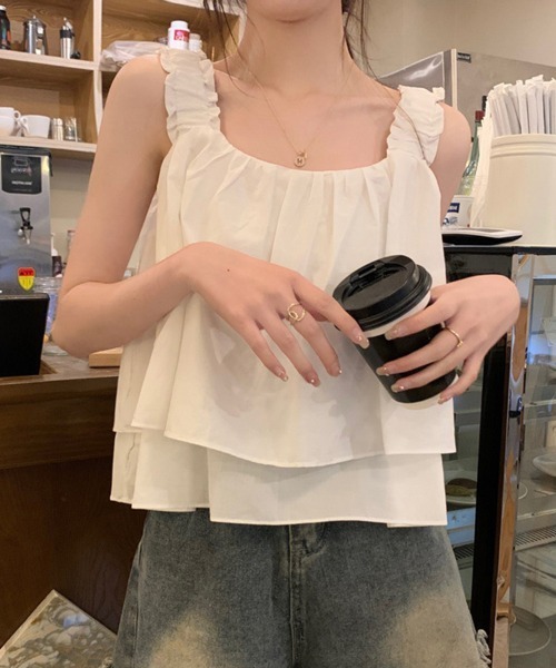 SallyLunn(サリーラン)の「フリルショルダーギャザートップス(Tシャツ/カットソー・レディース・ブラック/カーキ/アイボリー・FREE)」の3枚目の写真