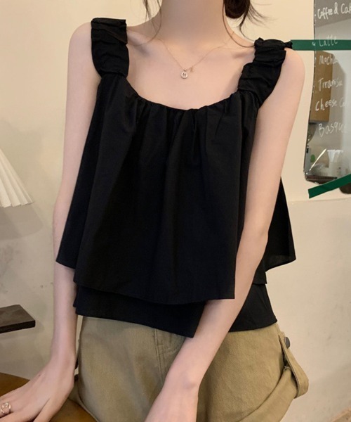 SallyLunn(サリーラン)の「フリルショルダーギャザートップス(Tシャツ/カットソー・レディース・ブラック/カーキ/アイボリー・FREE)」の1枚目の写真