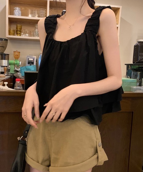 SallyLunn(サリーラン)の「フリルショルダーギャザートップス(Tシャツ/カットソー・レディース・ブラック/カーキ/アイボリー・FREE)」の4枚目の写真