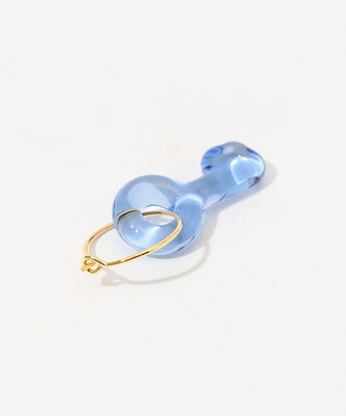 LEVENS(レヴェンス)の「LEVENS JEWELS KEY HOOP 片耳ピアス(ピアス(片耳用)・レディース・ライトブルー・FREE)」の4枚目の写真