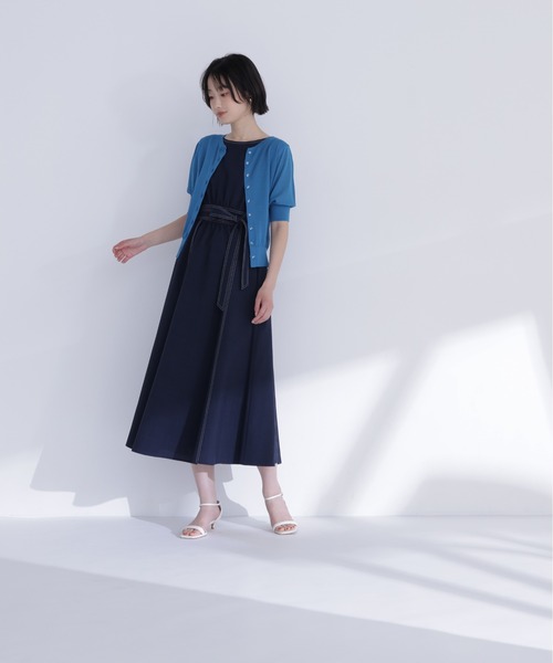 NATURAL BEAUTY BASIC(ナチュラルビューティーベーシック)の「クリアボタンシアーカーディガン(カーディガン/ボレロ・レディース・ピンク/ブラック/ブルー系その他/オフホワイト・フリ-)」の17枚目の写真
