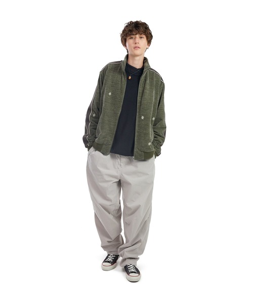 SUNLOVE(サンラブ)の「Velour Twinkle Track Jacket(その他アウター・レディース・カーキ/パープル・S/L/M)」の6枚目の写真
