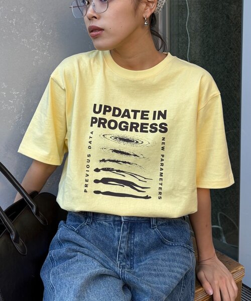 CIAOPANIC TYPY(チャオパニックティピー)の「【UNISEX】【WEB限定】宇宙人プリントTシャツ(Tシャツ/カットソー・メンズ・パープル/イエロー/ホワイト/チャコールグレー/グレー・MEDIUM/LARGE/XX-LARGE)」の5枚目の写真