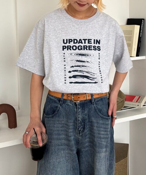 CIAOPANIC TYPY(チャオパニックティピー)の「【UNISEX】宇宙人プリントTシャツ(Tシャツ/カットソー・メンズ・パープル/イエロー/ホワイト/チャコールグレー/グレー・MEDIUM/LARGE/XX-LARGE)」の7枚目の写真