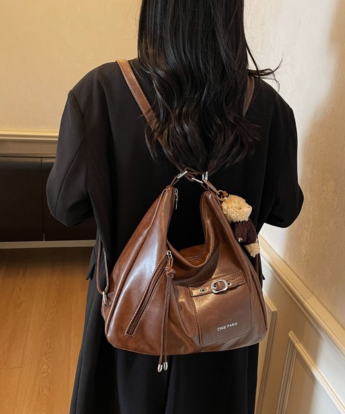 LA VORAGINE(ラ ヴォラジネ)の「大容量フロントポケット フェイクレザーリュック ショルダートートバッグ(バックパック/リュック・レディース・ブラック/ダークブラウン/ブラウン・FREE)」の9枚目の写真