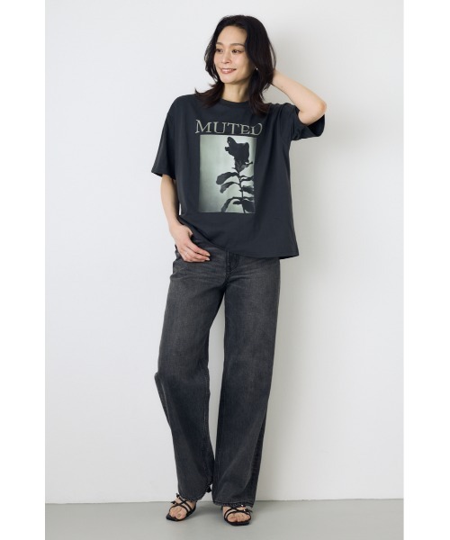 AZUL by moussy(アズールバイマウジー)の「フォトプリントTシャツ(Tシャツ/カットソー・レディース・ホワイト/ライトブラック・SMALL/MEDIUM)」の6枚目の写真