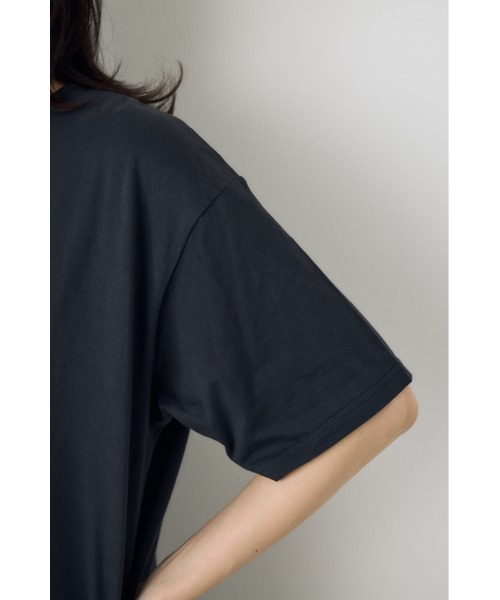 AZUL by moussy(アズールバイマウジー)の「フォトプリントTシャツ(Tシャツ/カットソー・レディース・ホワイト/ライトブラック・SMALL/MEDIUM)」の9枚目の写真