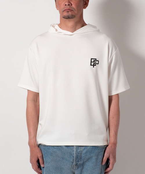 BAYBLO(ベイブロ)の「(SA) ワンポイント ロゴ フード付き 半袖 Tシャツ(Tシャツ/カットソー・メンズ・ブラック/ネイビー/ホワイト/レディッシュグレー・M/L/LL)」の13枚目の写真