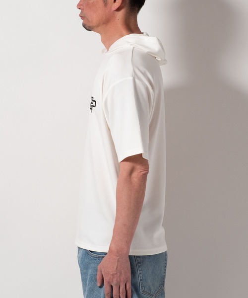 BAYBLO(ベイブロ)の「(SA) ワンポイント ロゴ フード付き 半袖 Tシャツ(Tシャツ/カットソー・メンズ・ブラック/ネイビー/ホワイト/レディッシュグレー・M/L/LL)」の14枚目の写真